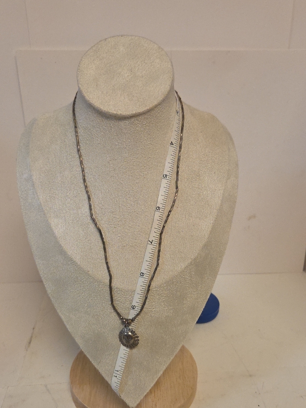 Vintage 90s Liquid Silver Celestial Sunburst Heart Face Pendant Necklace [0172].